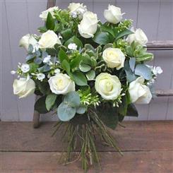  Luxury Long Stemmed White Roses